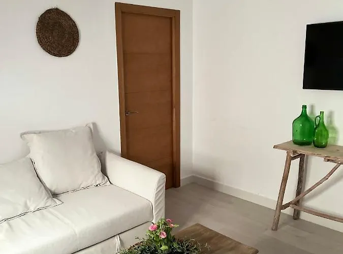 Casa Martin Calle Jurel, Viviendas Frente A La Playa En Barrio De Pescadores De Conil