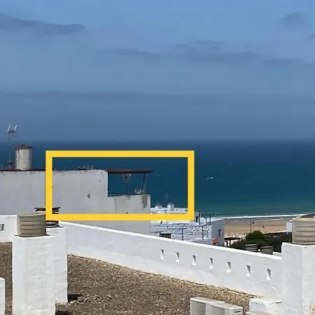 Casa Martin Calle Jurel, Viviendas Frente A La Playa En Barrio De Pescadores De Conil